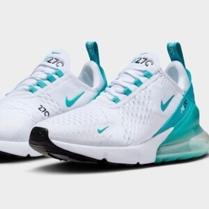 Like New- NIKE AIR MAX 270 SNEAKERS Women’s 10